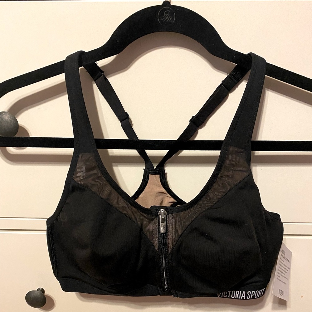 Knockout by Victoria’s Secret Front-Close Sport Bra (34B)